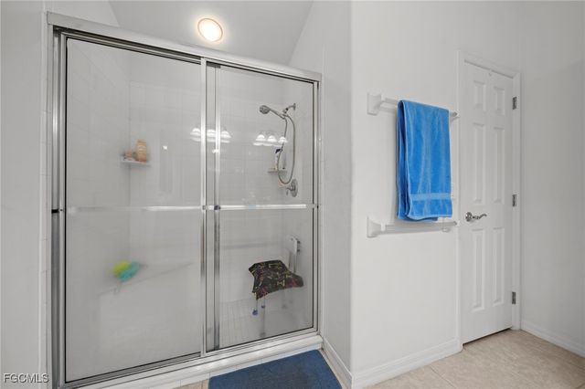 2492 Belleville CT, Cape Coral, FL 33991