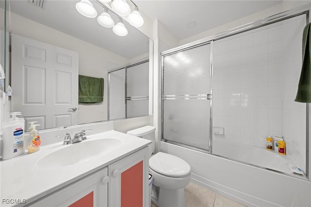 2492 Belleville CT, Cape Coral, FL 33991