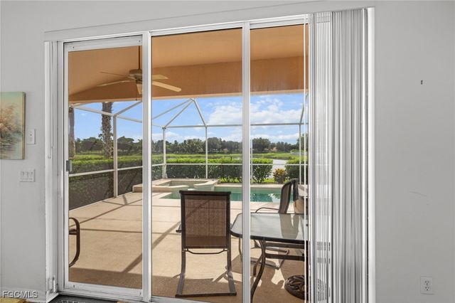 2492 Belleville CT, Cape Coral, FL 33991