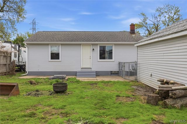24 Patton Lane, Cheektowaga, NY 14225