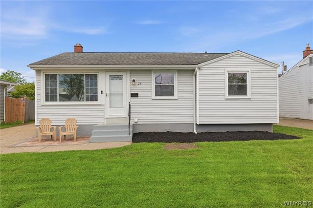 24 Patton Lane, Cheektowaga, NY 14225