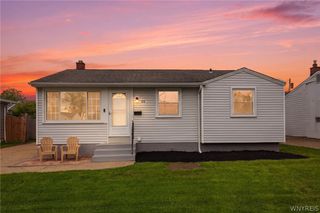 24 Patton Lane, Cheektowaga, NY 14225