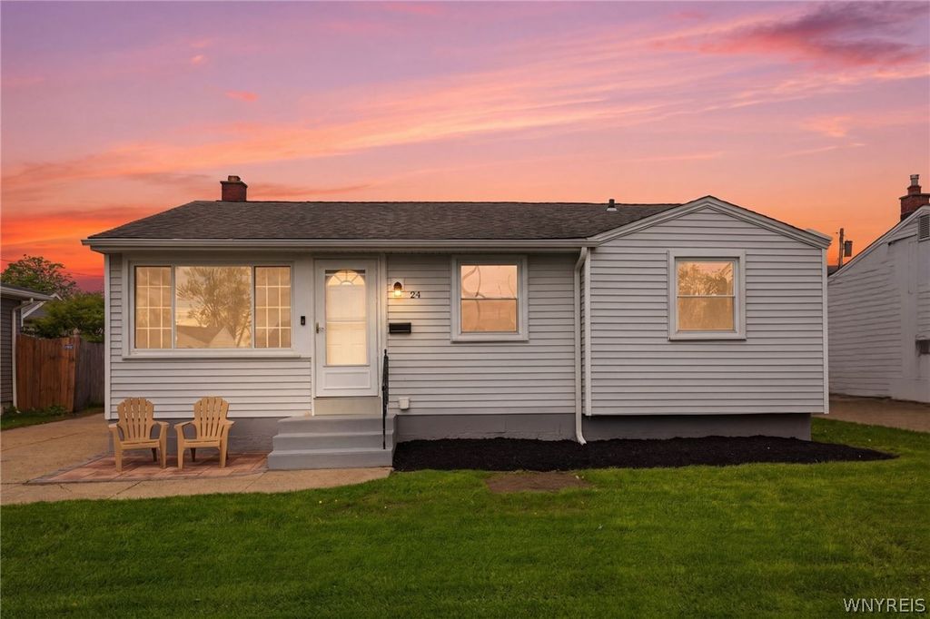 24 Patton Lane, Cheektowaga, NY 14225