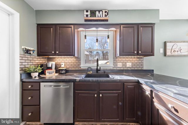 923 TAPPAN ST, Forked River, NJ 08731