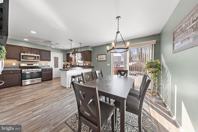 923 TAPPAN ST, Forked River, NJ 08731