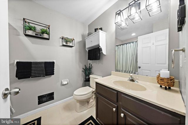 923 TAPPAN ST, Forked River, NJ 08731