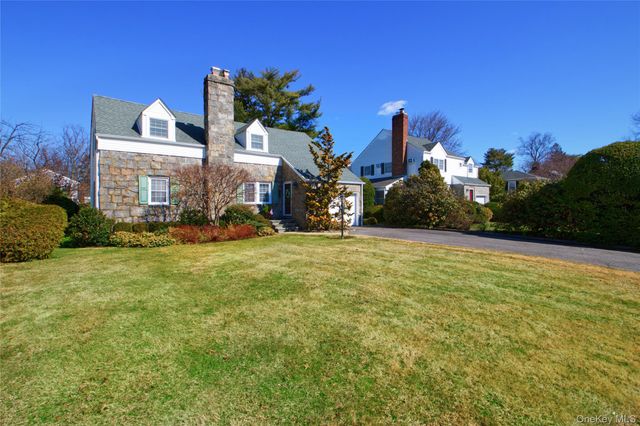 139 Garden Street, Garden City, NY 11530