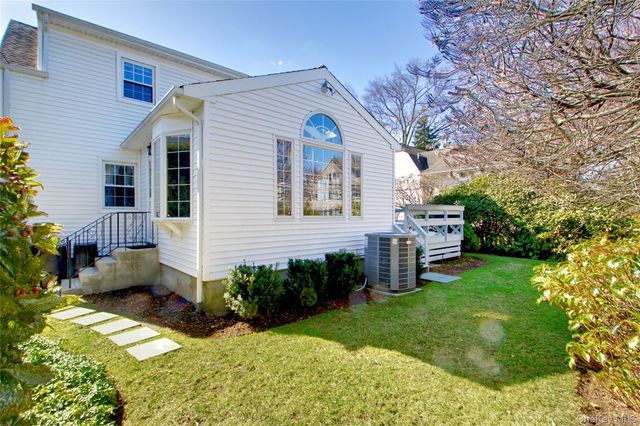 139 Garden Street, Garden City, NY 11530