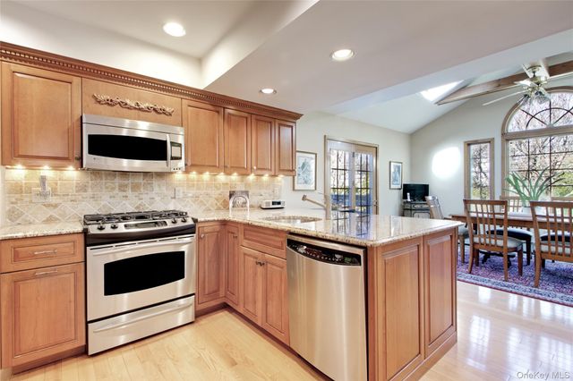 139 Garden Street, Garden City, NY 11530