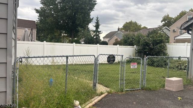 324 Harrison Ave, Hasbrouck Heights Boro, NJ 07604
