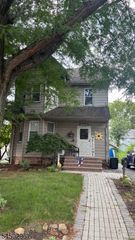 324 Harrison Ave, Hasbrouck Heights Boro, NJ 07604