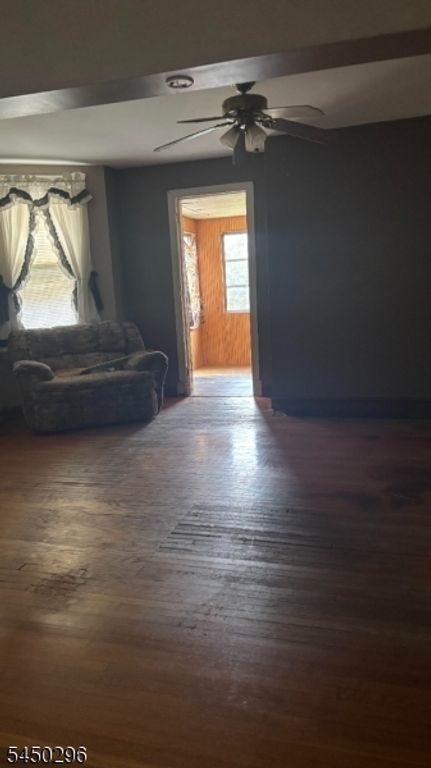 324 Harrison Ave, Hasbrouck Heights Boro, NJ 07604 — photo 4