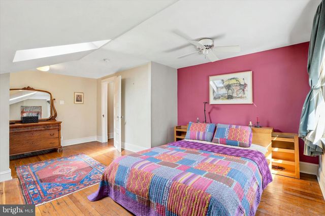 1054 CROTON RD, Wayne, PA 19087