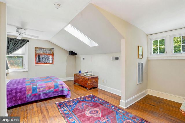 1054 CROTON RD, Wayne, PA 19087