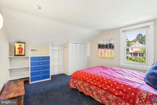1054 CROTON RD, Wayne, PA 19087