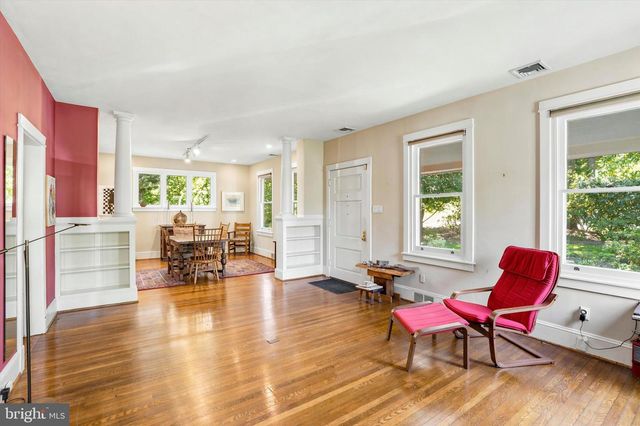 1054 CROTON RD, Wayne, PA 19087
