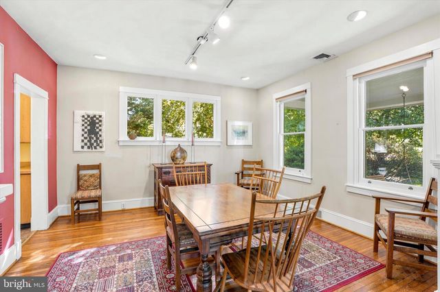1054 CROTON RD, Wayne, PA 19087
