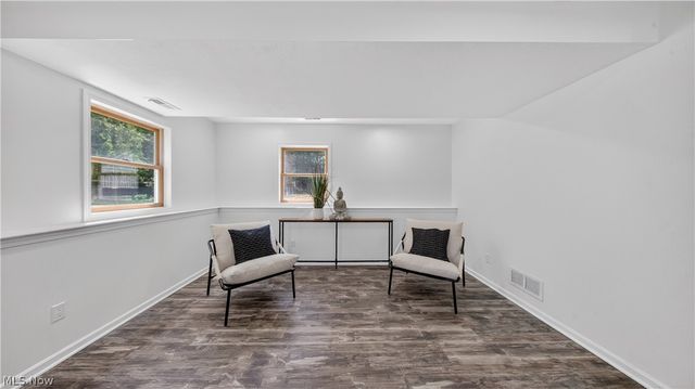 10142 Hillcrest Road, Kirtland, OH 44094