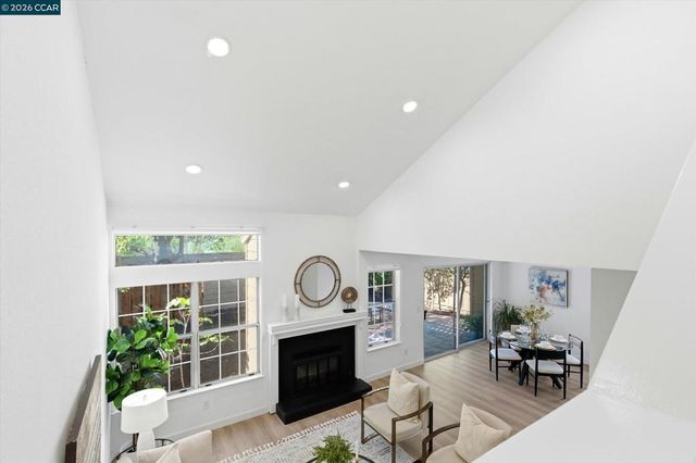 1905 Stratton Circle, Walnut Creek, CA 94598