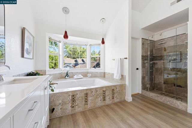 1905 Stratton Circle, Walnut Creek, CA 94598