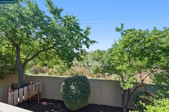 1905 Stratton Circle, Walnut Creek, CA 94598