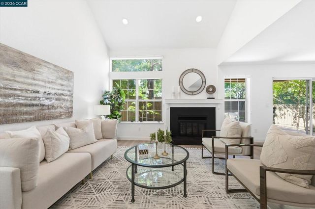 1905 Stratton Circle, Walnut Creek, CA 94598