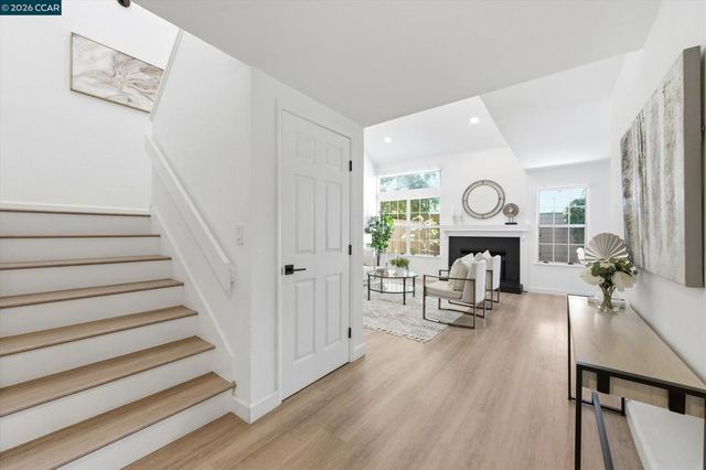 1905 Stratton Circle, Walnut Creek, CA 94598