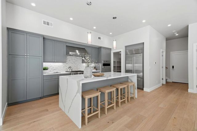 826 W Olive Avenue, Sunnyvale, CA 94086
