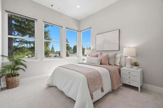 826 W Olive Avenue, Sunnyvale, CA 94086