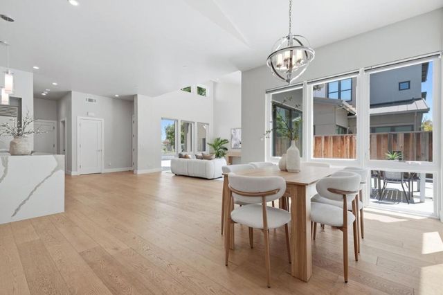 826 W Olive Avenue, Sunnyvale, CA 94086