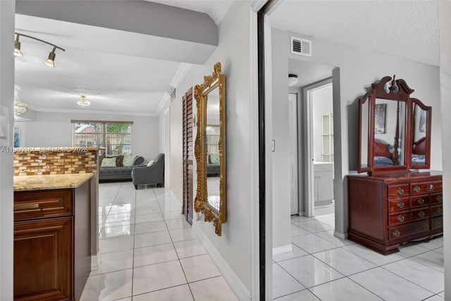 7708 Margate Blvd C5-5, Margate, FL 33063