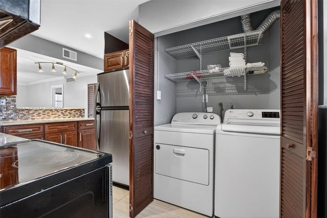 7708 Margate Blvd C5-5, Margate, FL 33063