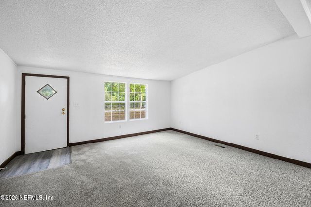 4318 DEERFIELD Circle W, Macclenny, FL 32063