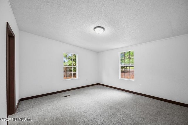 4318 DEERFIELD Circle W, Macclenny, FL 32063