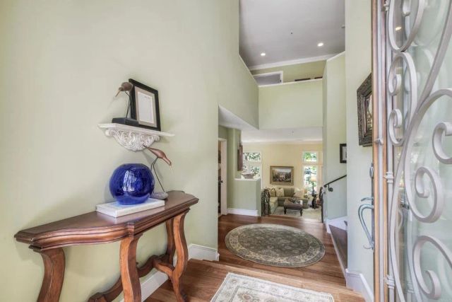 1176 Quail Gardens Court, Encinitas, CA 92024