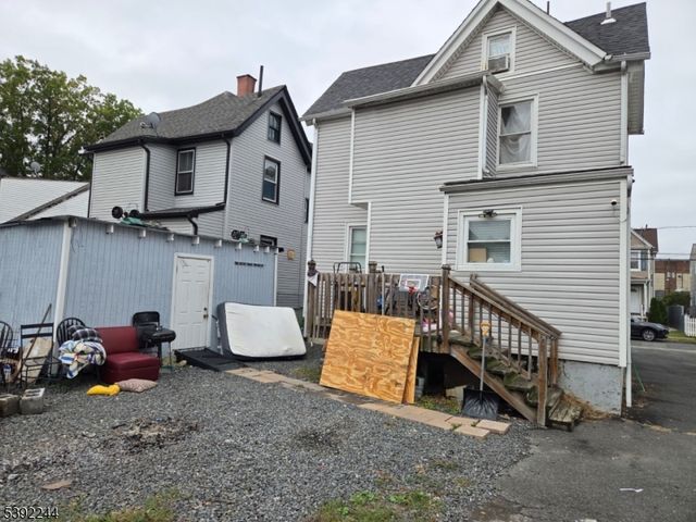 626 E 6th St, Plainfield City, NJ 07060