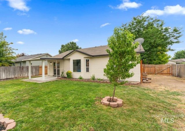 3324 E Princess Amy Ct, Nampa, ID 83687