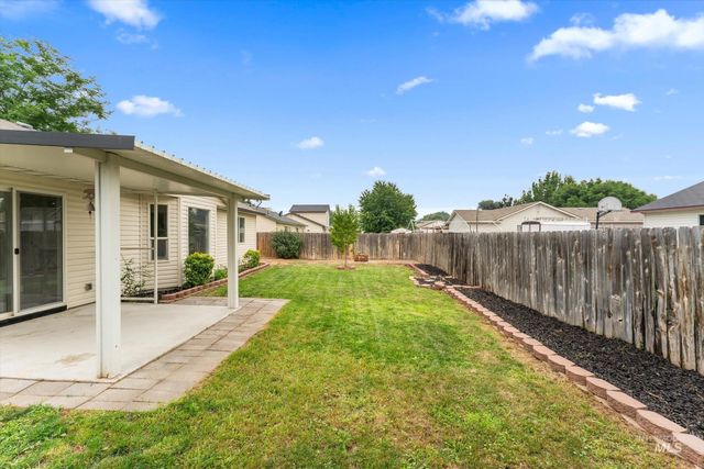 3324 E Princess Amy Ct, Nampa, ID 83687