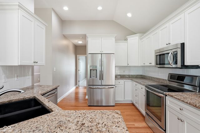 11003 Treyburn Drive, Fishers, IN 46037