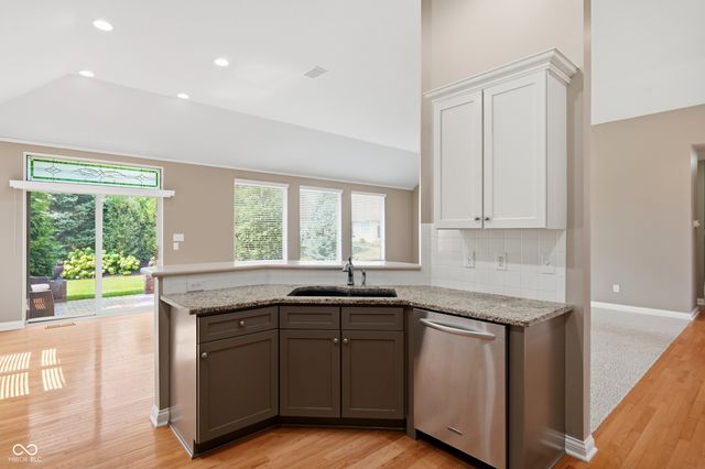 11003 Treyburn Drive, Fishers, IN 46037