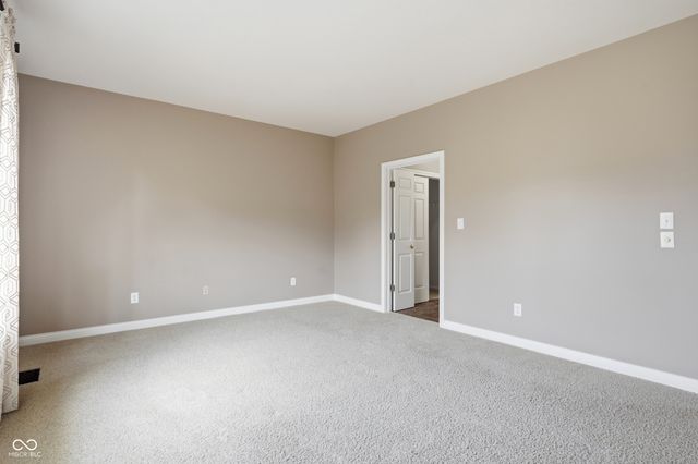 11003 Treyburn Drive, Fishers, IN 46037