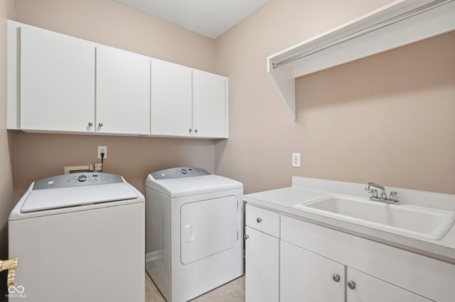 11003 Treyburn Drive, Fishers, IN 46037