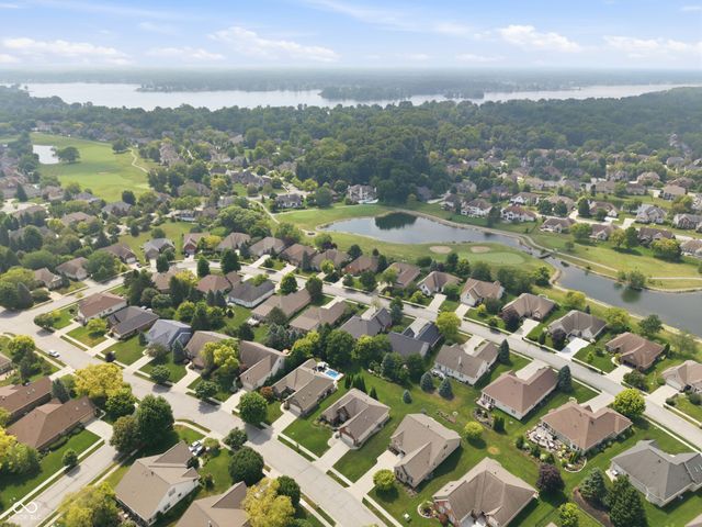 11003 Treyburn Drive, Fishers, IN 46037