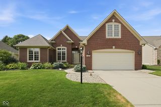 11003 Treyburn Drive, Fishers, IN 46037