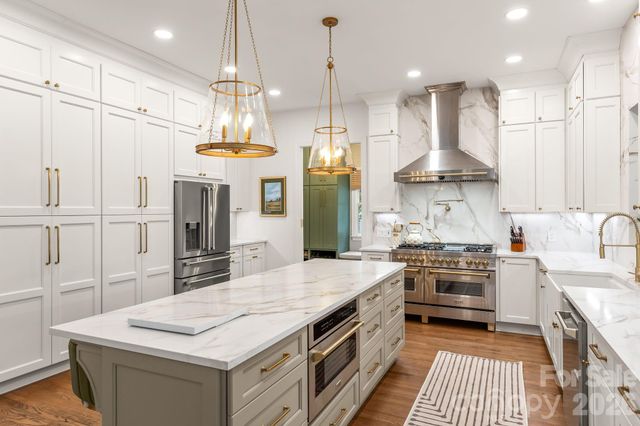 7330 Santorini Lane, Charlotte, NC 28277