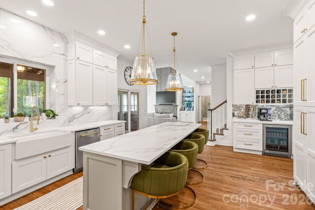 7330 Santorini Lane, Charlotte, NC 28277