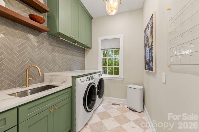7330 Santorini Lane, Charlotte, NC 28277