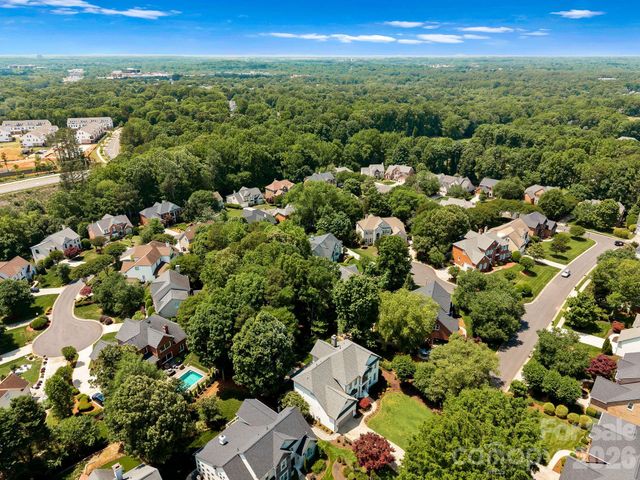 7330 Santorini Lane, Charlotte, NC 28277