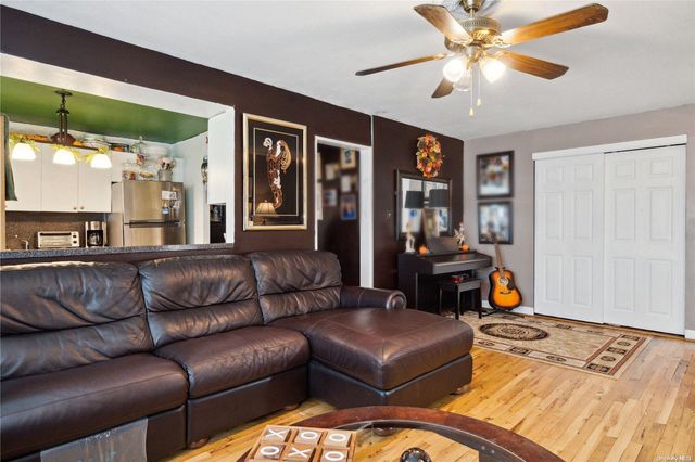 324 Post 6E, Westbury, NY 11590