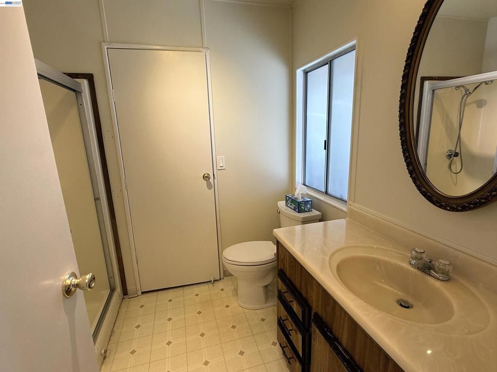 Image 22 of property listing at 29354 Middleborough, Hayward, CA 94544